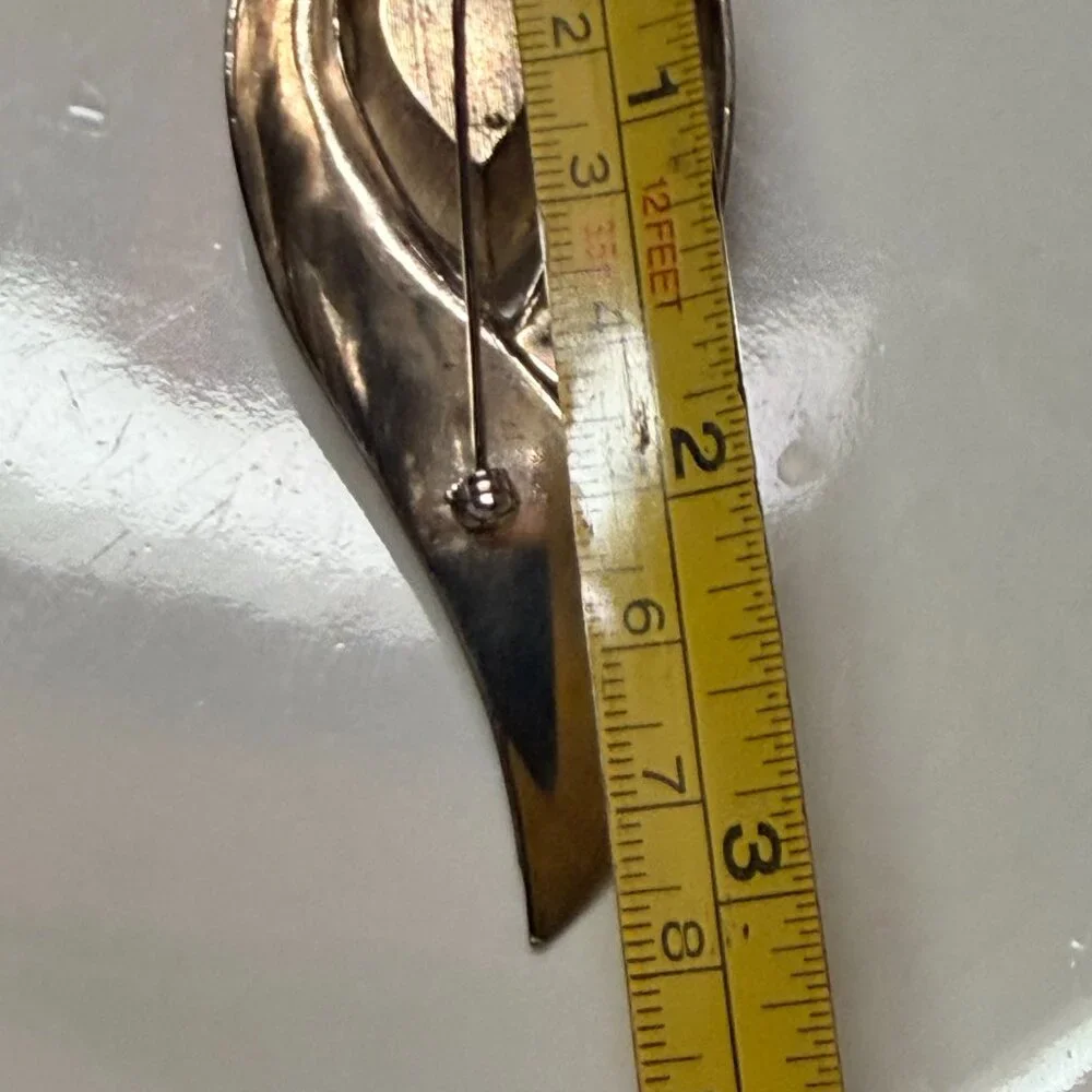 Vintage striking brooch